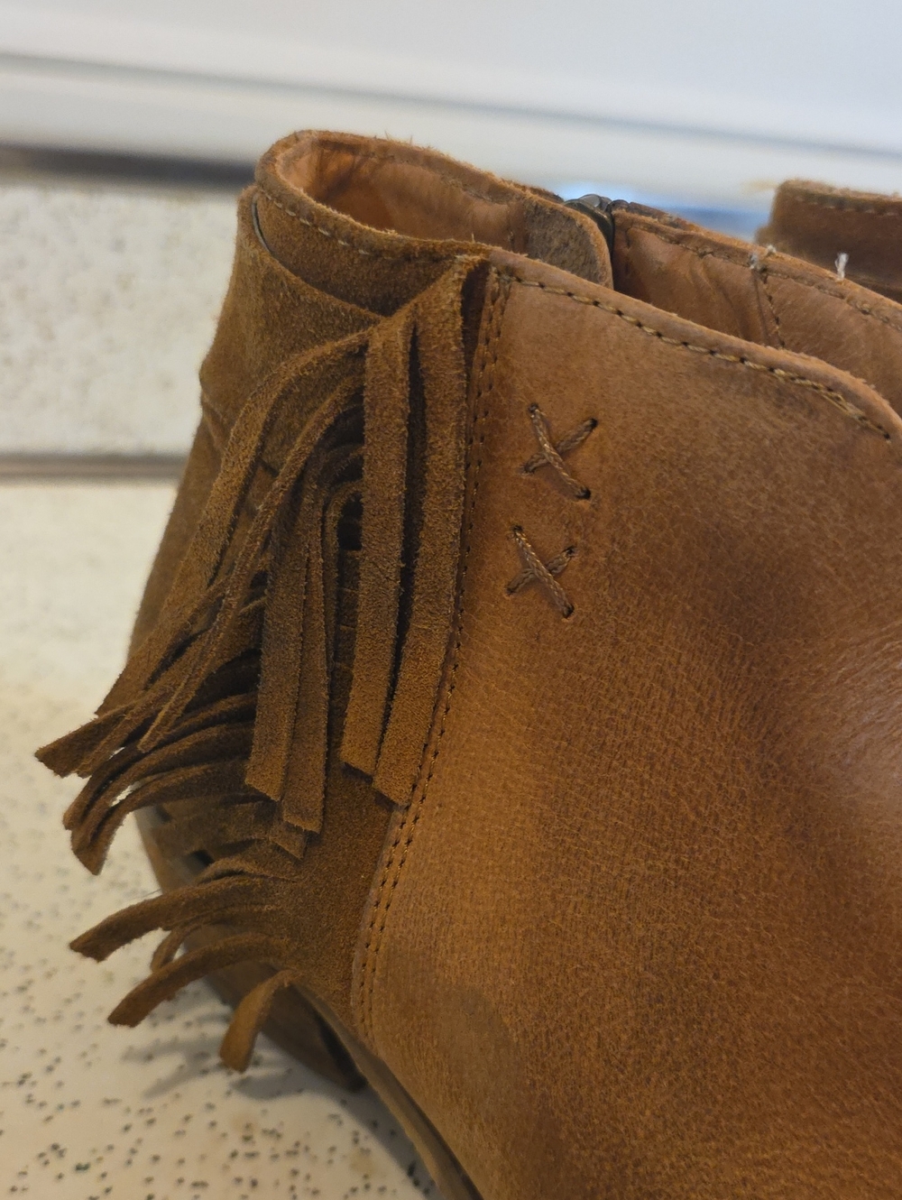 Diba True Women's Leather Fringe Ankle Booties Side Zip 1.75" Block Heel Tan 7.5 - Picture 3 of 11